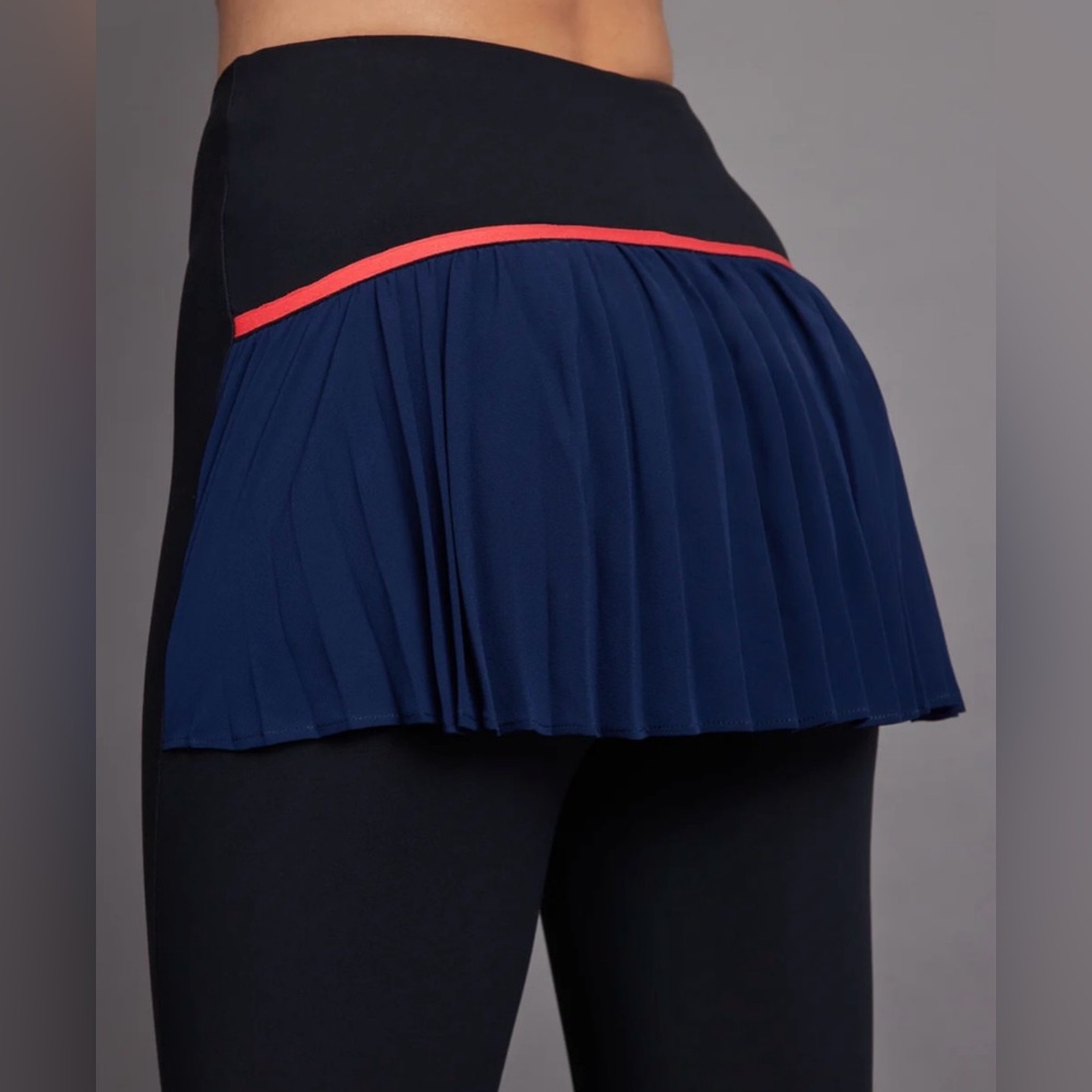CARBON38 Pleated Skirt Legging in Melt NWT